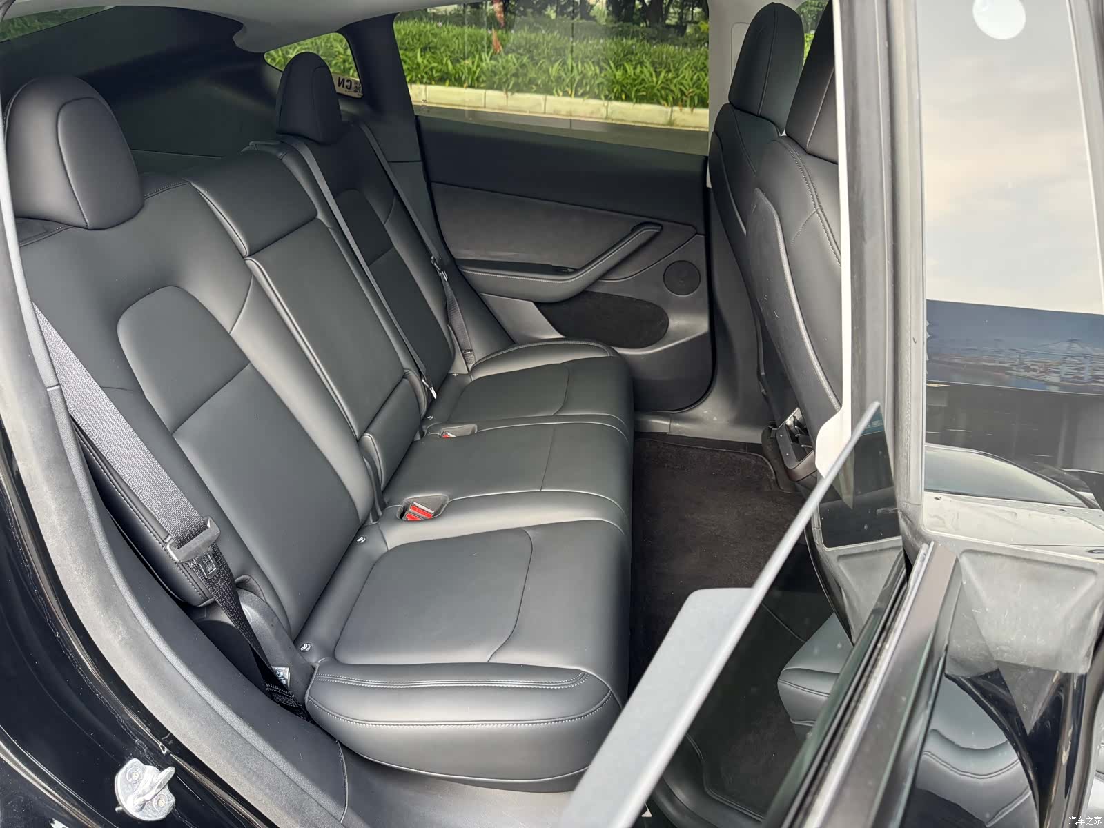 Tesla Model Y, 2021 7