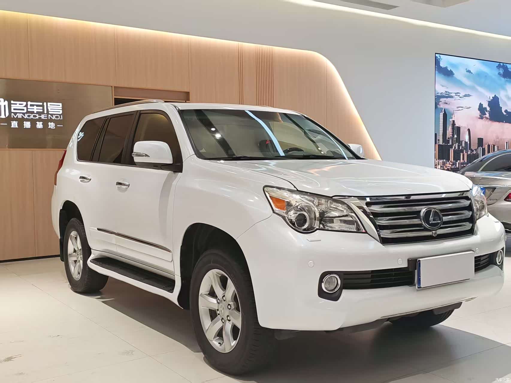 Lexus GX, 2012 3