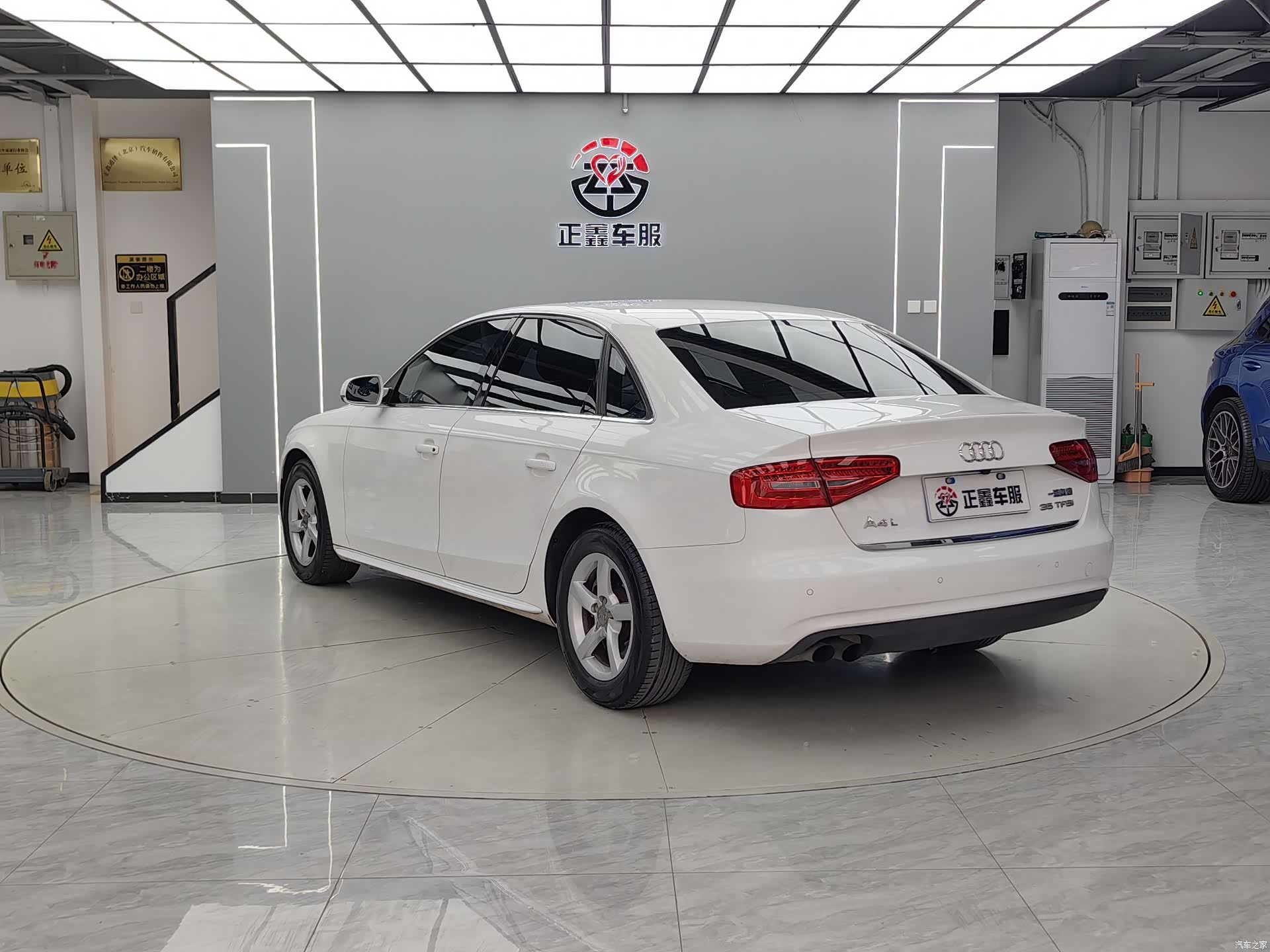Audi A4L, 2013 16