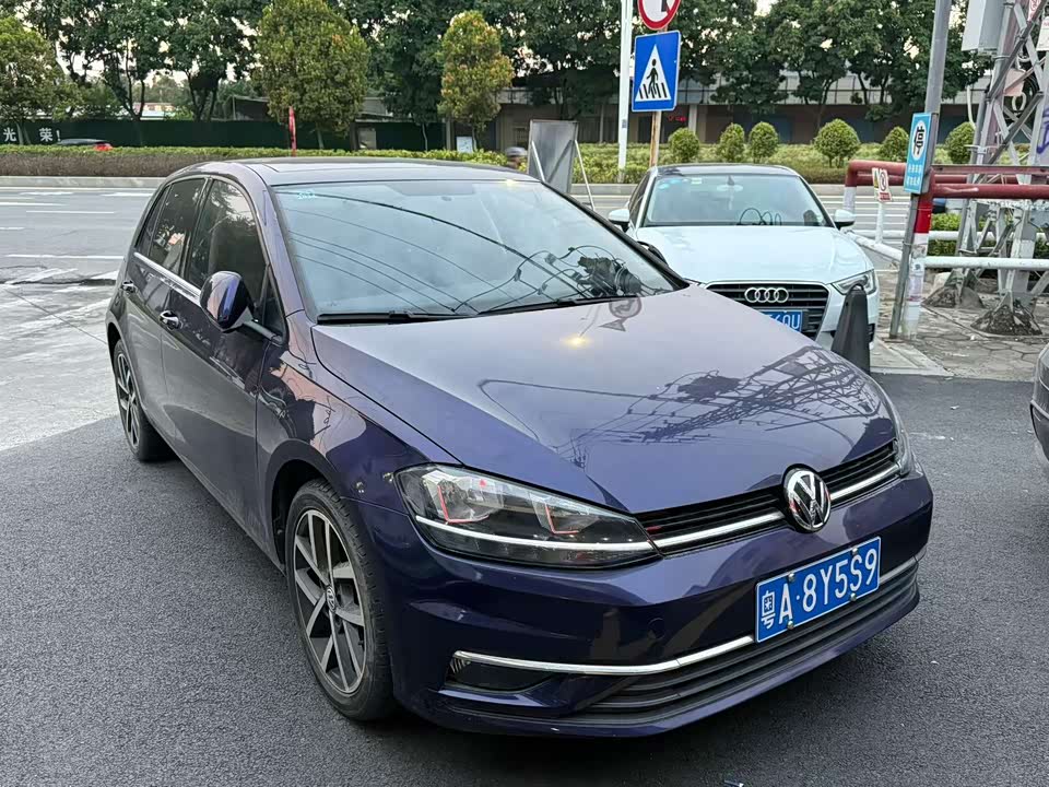 Volkswagen golf