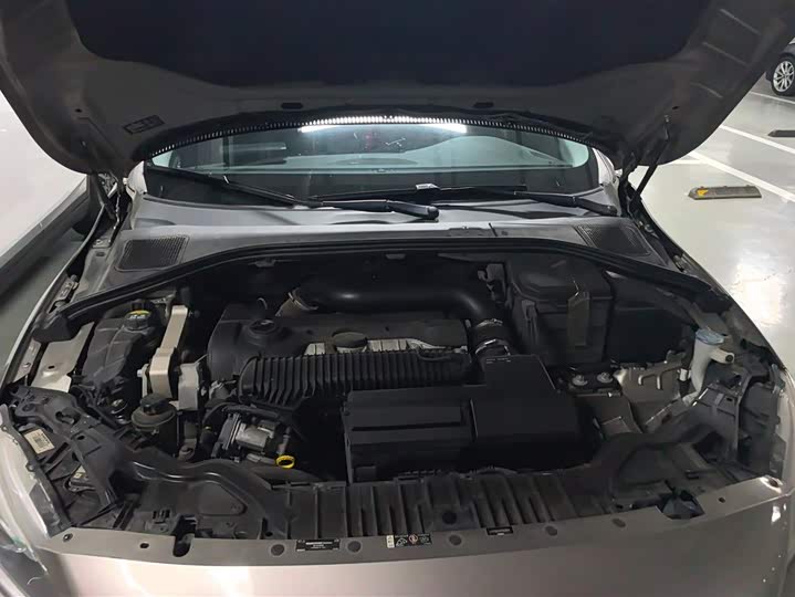 Volvo S60, 2015 года фото 11
