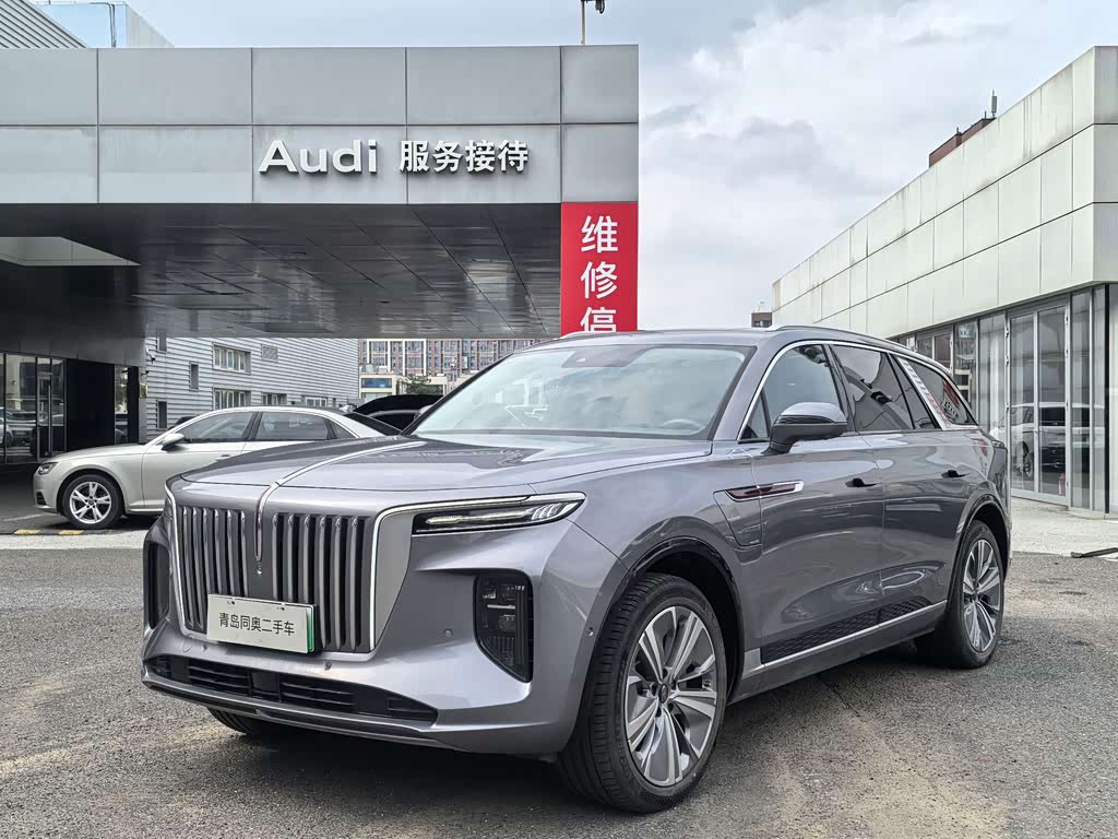 Hongqi E-HS9
