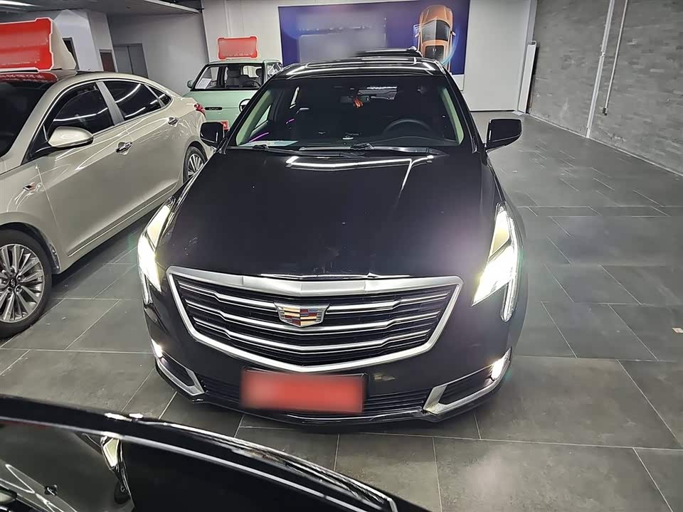 Cadillac XTS