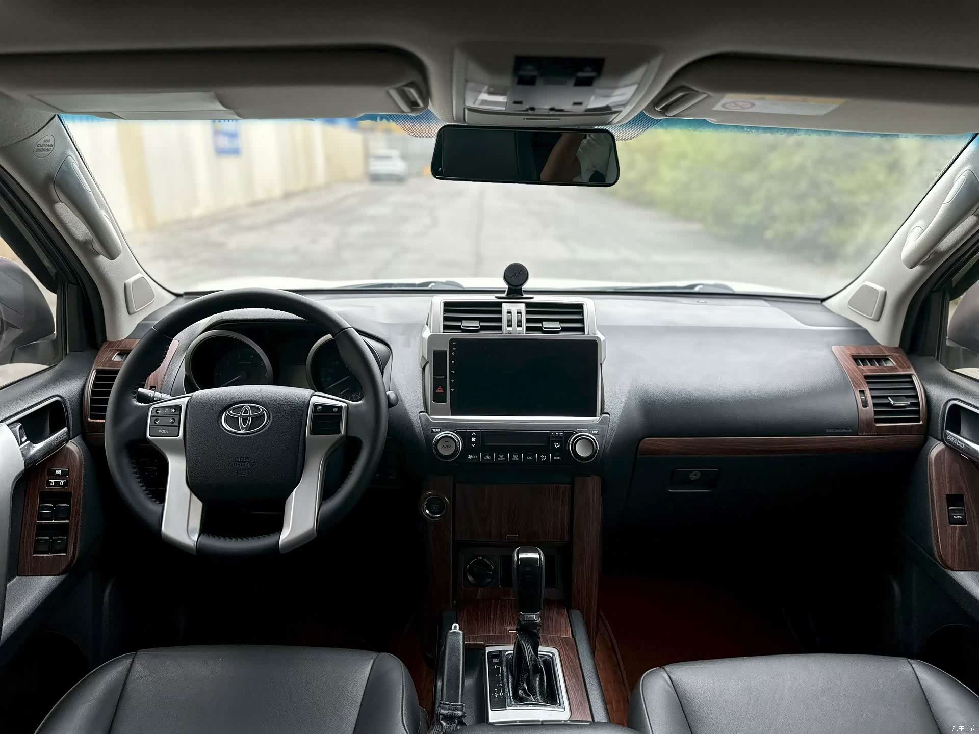 Toyota Prado, 2016 все фото