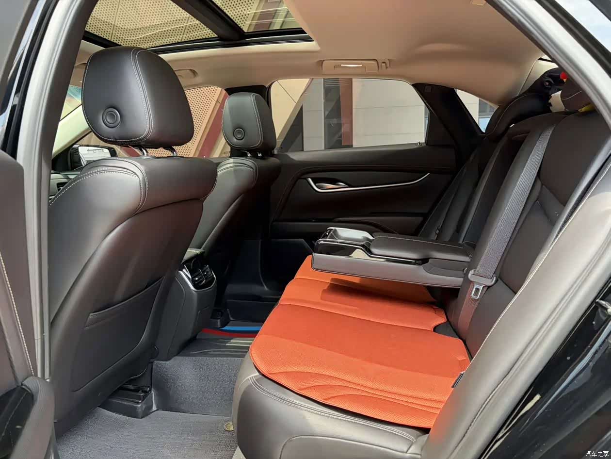 Cadillac XTS, 2019 18