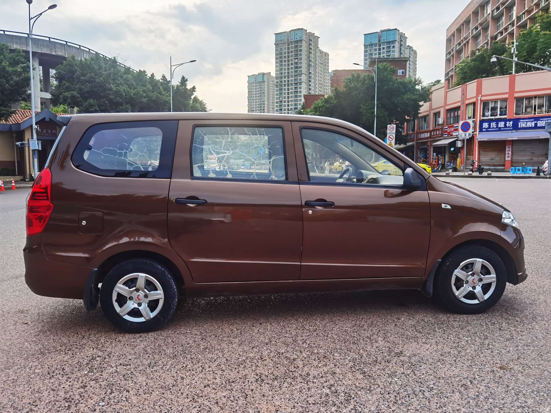 Wuling Hongguang, 2018 7