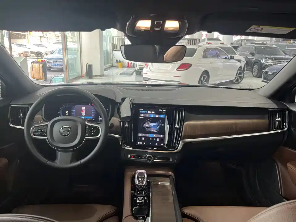 Volvo S90 Volvo S90