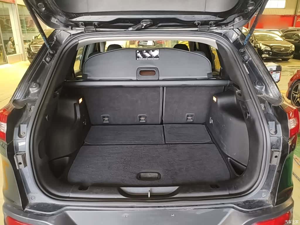 Jeep Cherokee, 2017 19