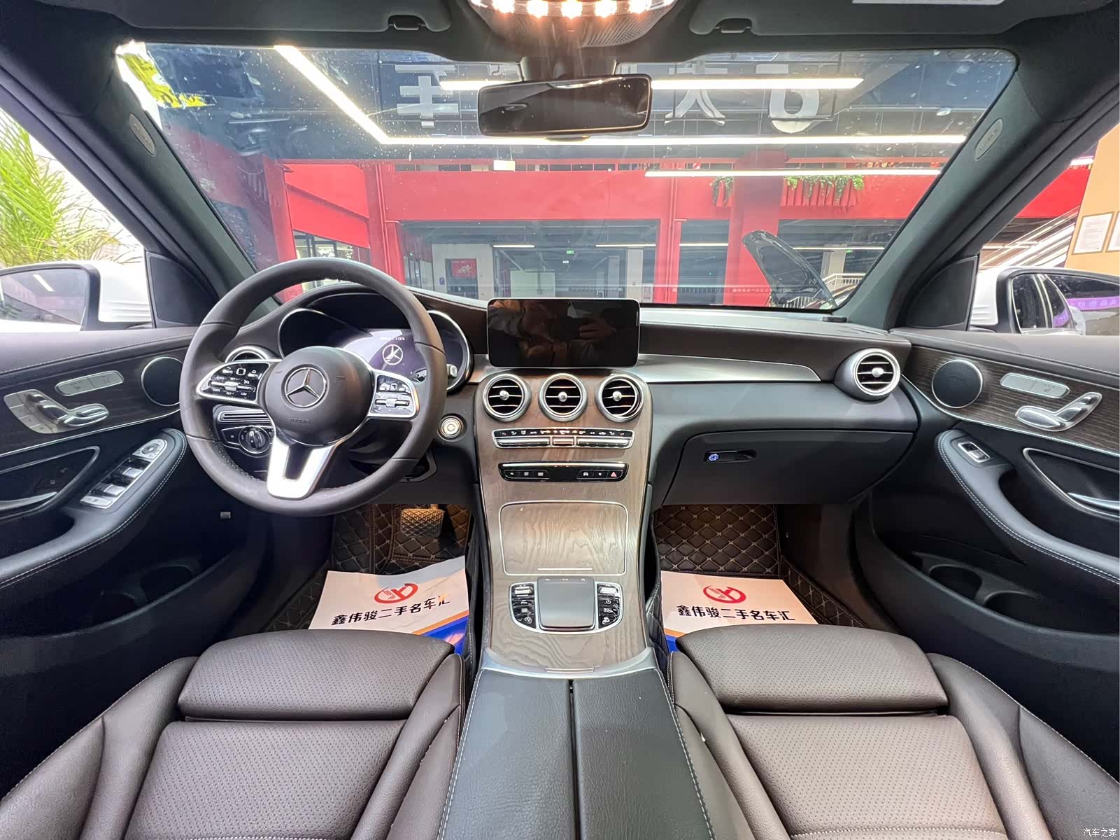 Mercedes-Benz GLC, 2022 12