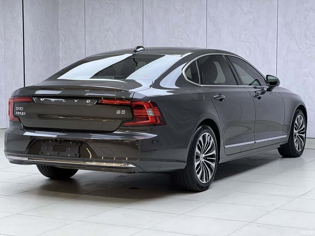 Volvo S90, 2024 9