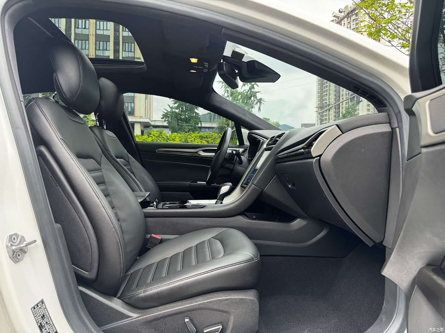 Ford Mondeo, 2014 10