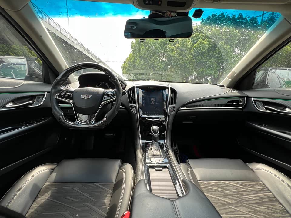 Cadillac ATS-L