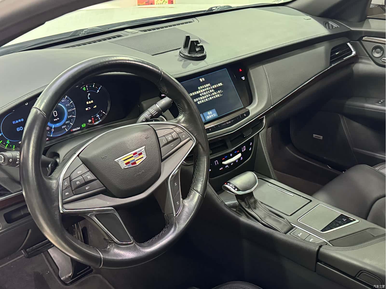 Cadillac CT6, 2018 8