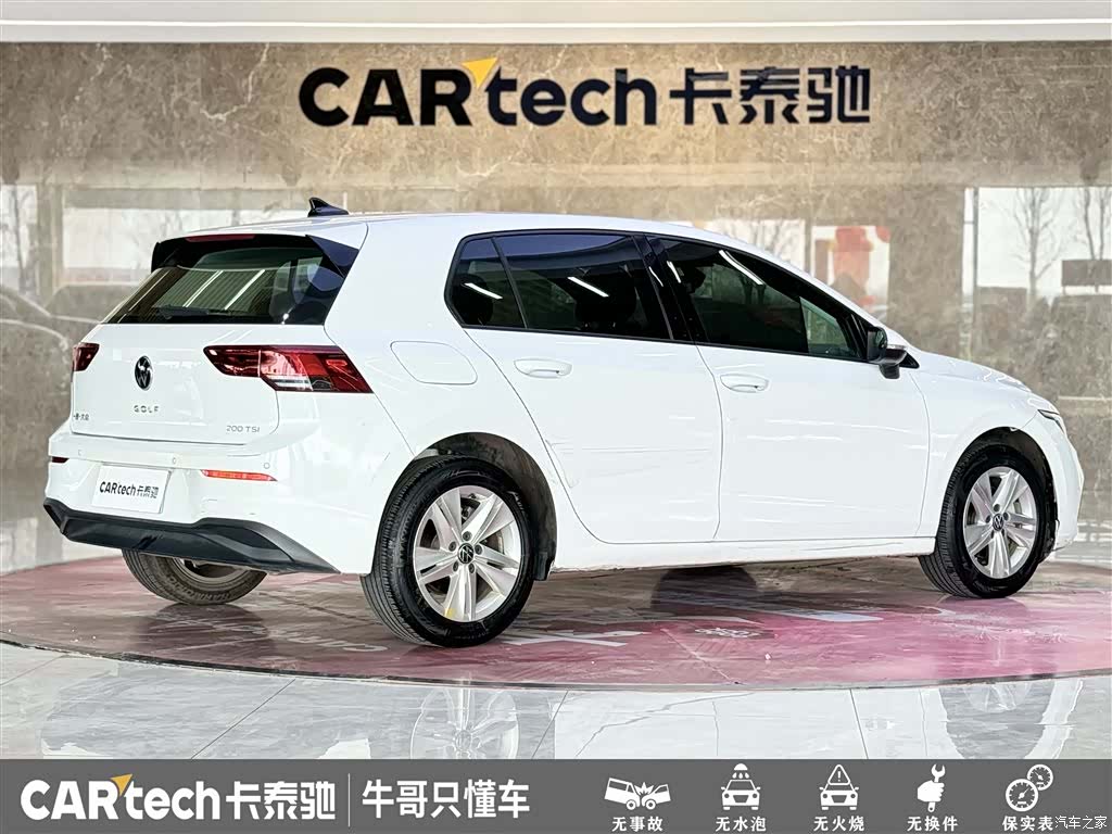 Volkswagen Golf, 2023 4