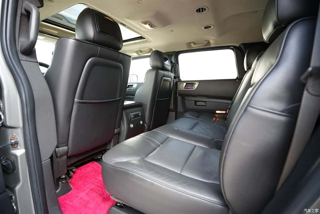 Hummer H2, 2010 10