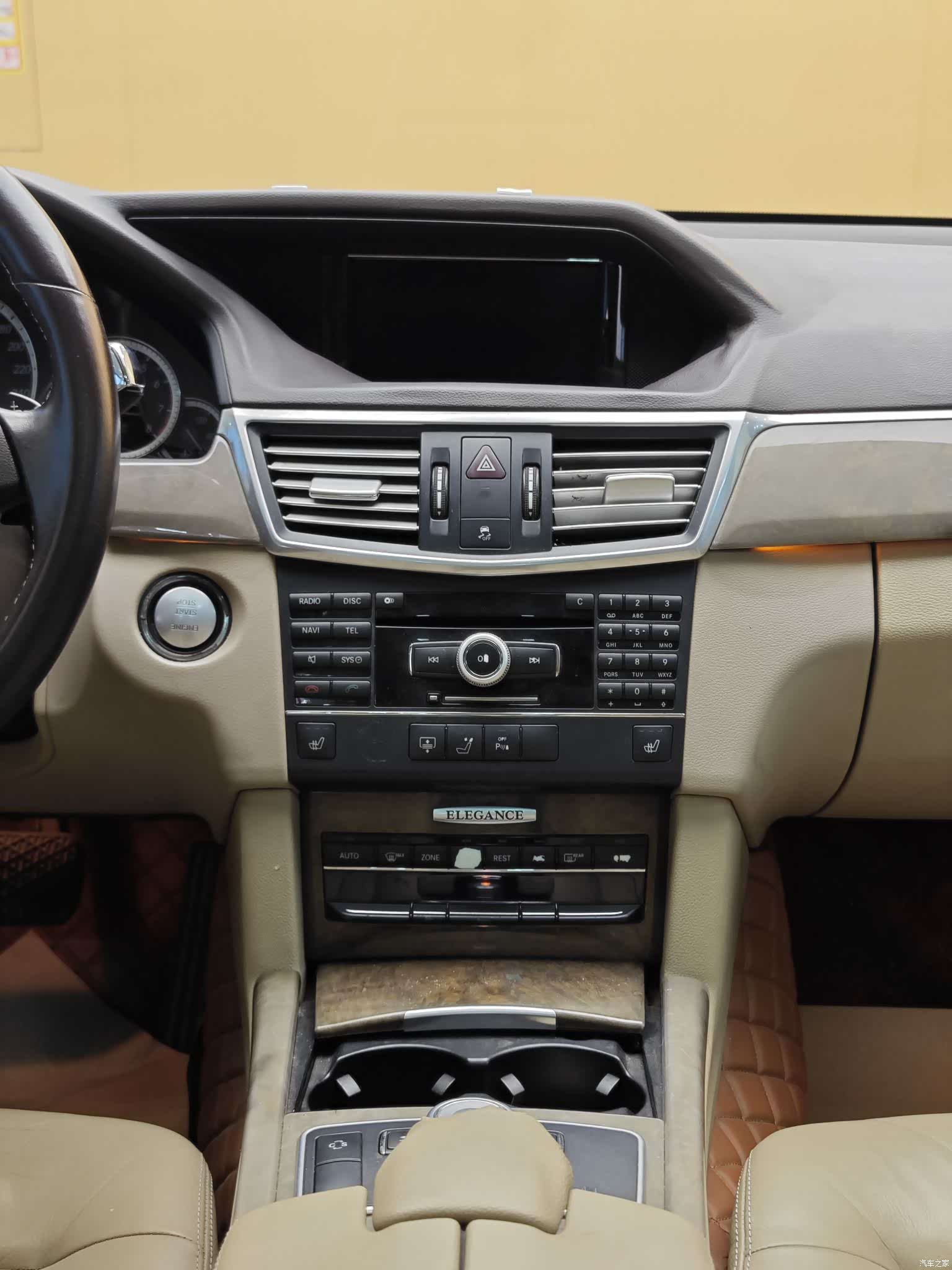 Mercedes-Benz E-Class, 2009 19