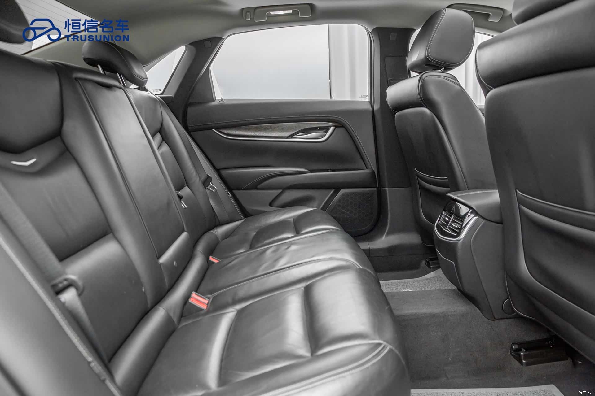 Cadillac XTS, 2019 15