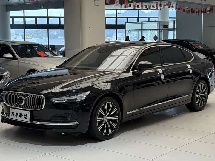Volvo S90 2021 — фото 1