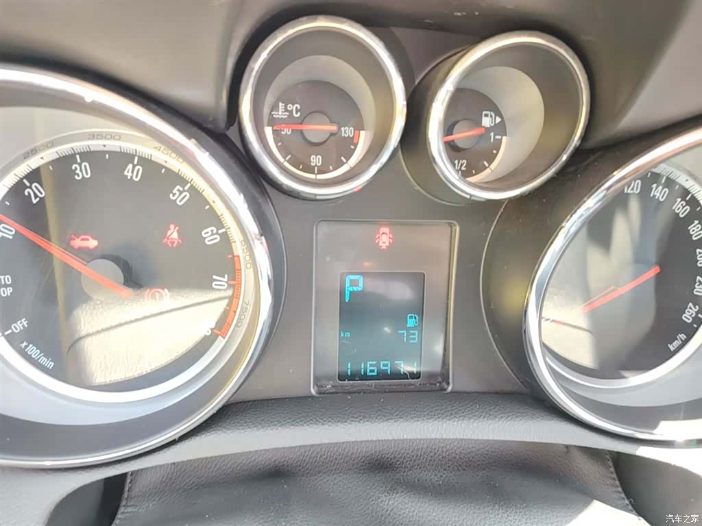 Buick Encore, 2016 12