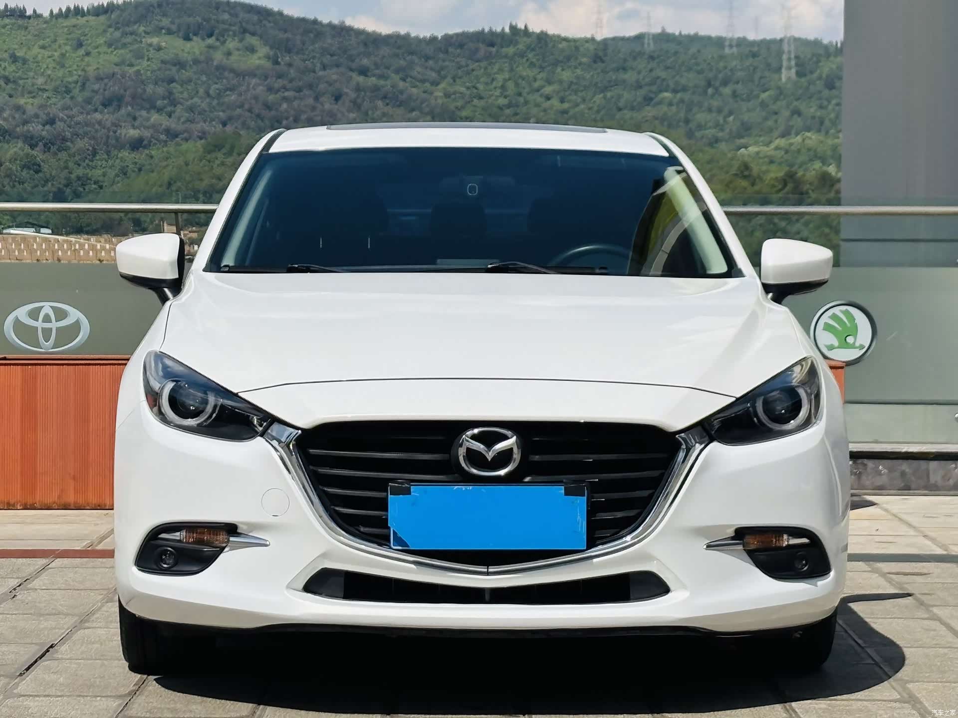 Mazda Mazda3, 2018 2