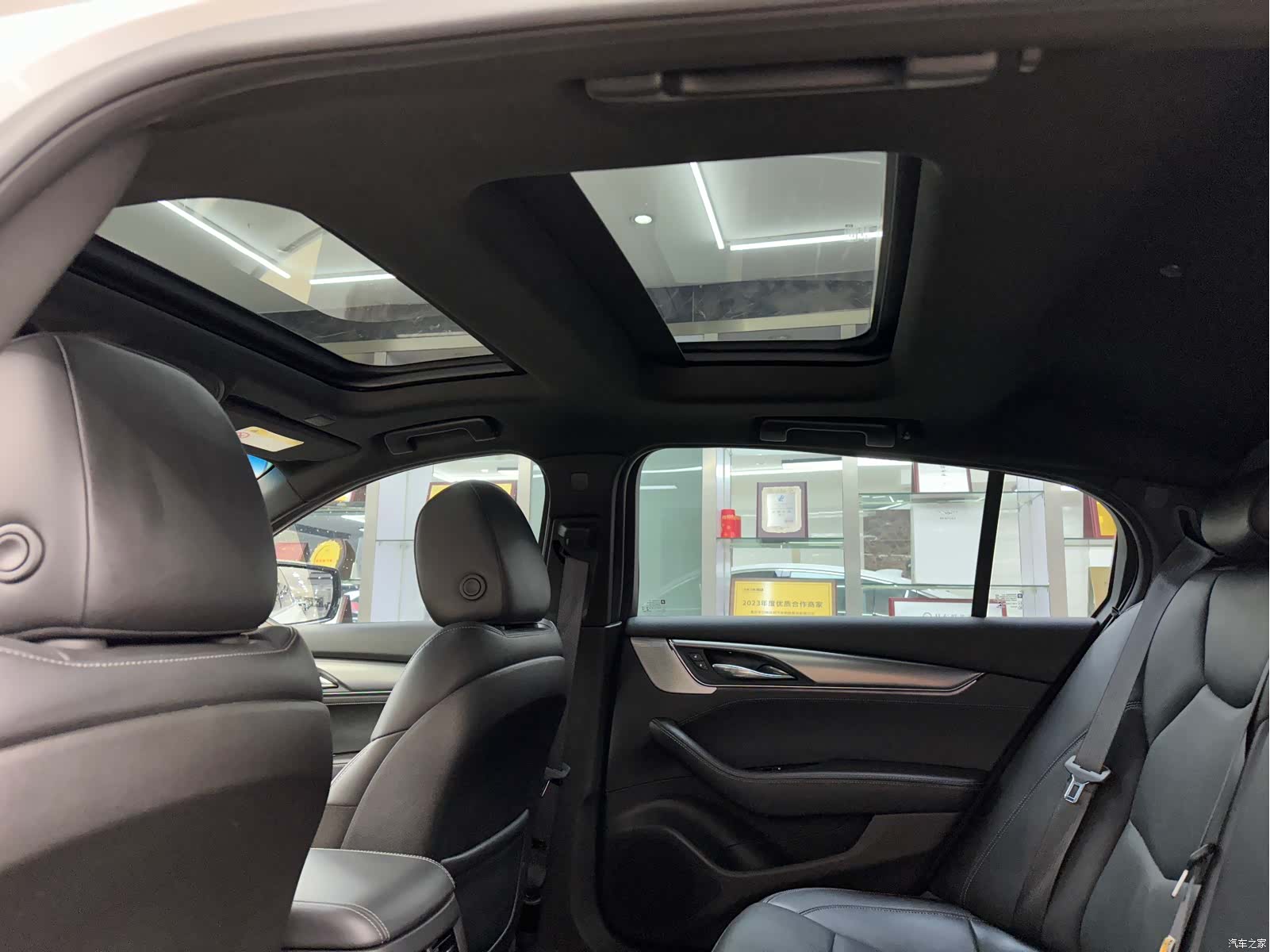 Cadillac CT5, 2021 10