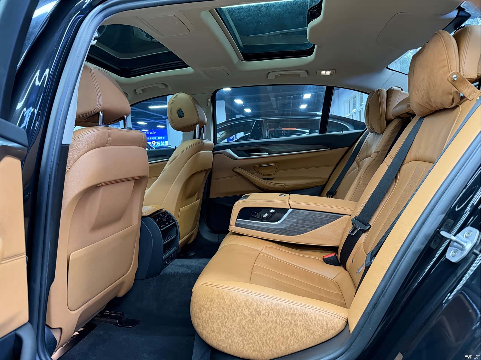 BMW 5 Series, 2017 все фото