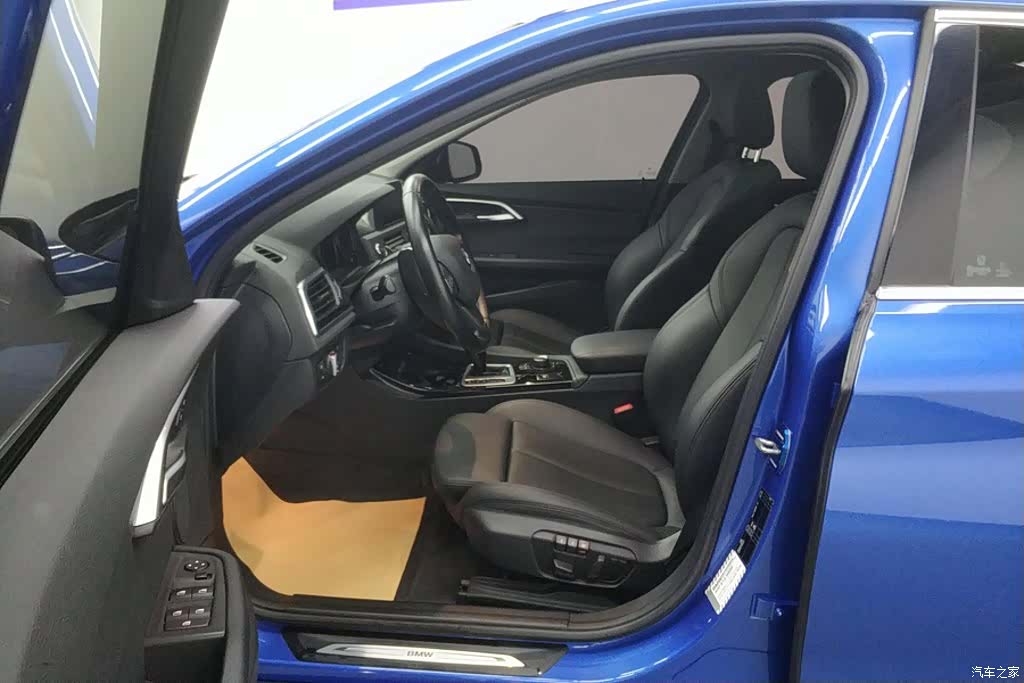 BMW 1 Series, 2018 9