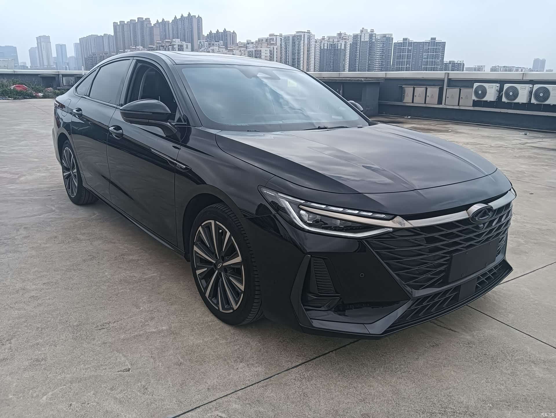 Chery Arrizo 8, 2024 3