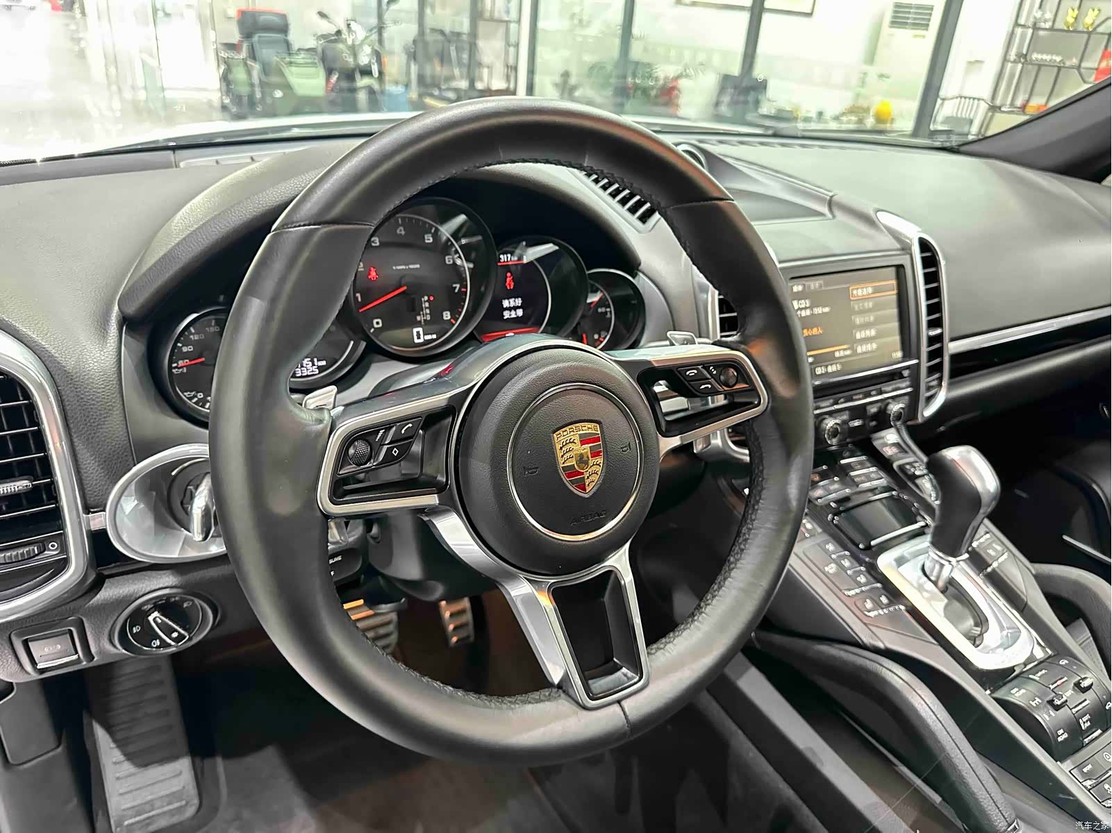 Porsche Cayenne, 2015 11