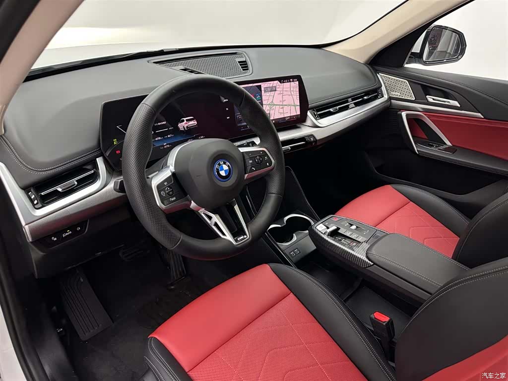BMW iX1, 2024 17