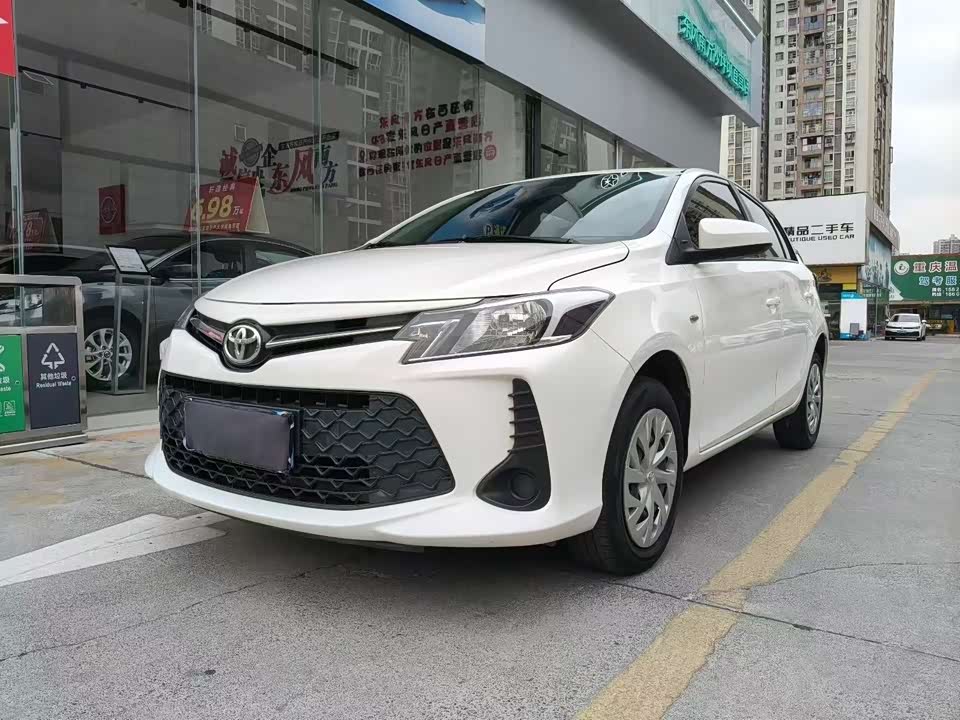 Toyota Vios FS