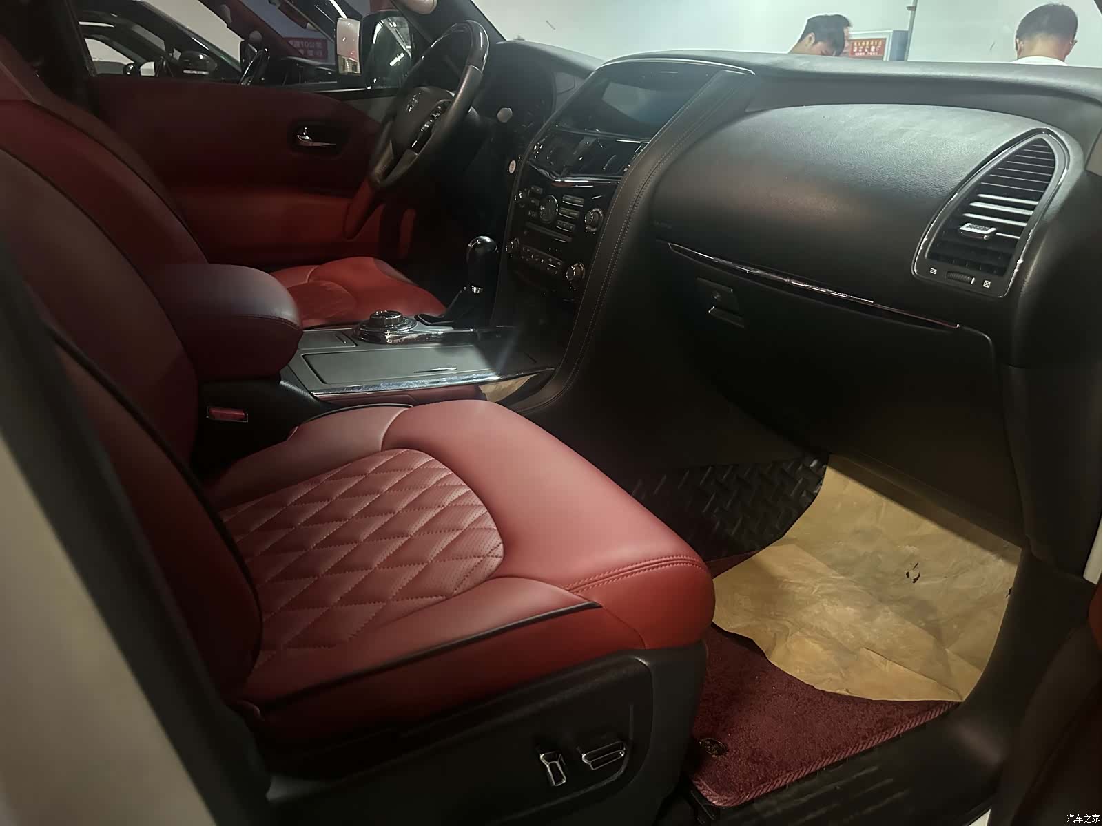 Nissan Patrol, 2020 4