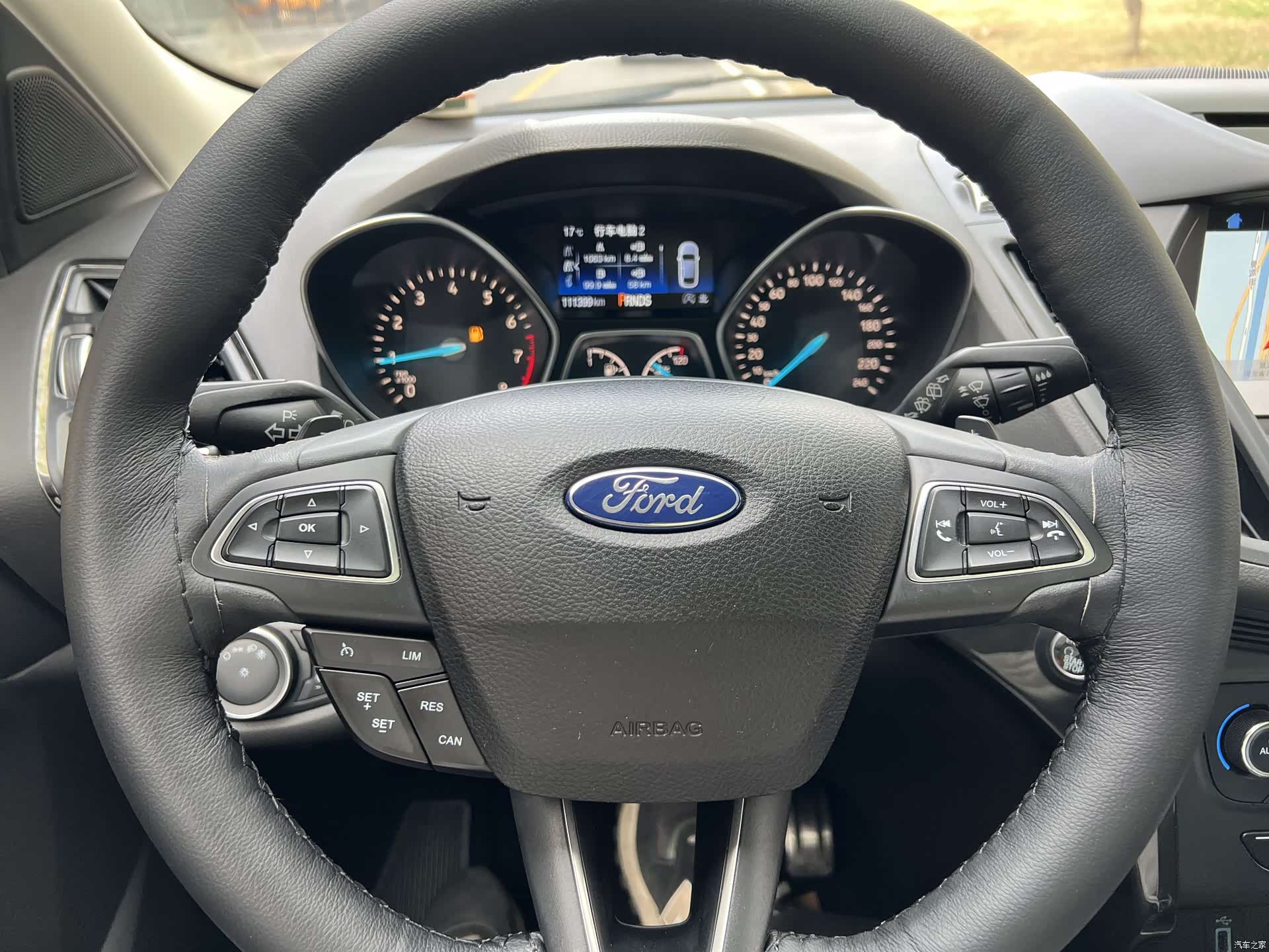 Ford Kuga, 2017 15