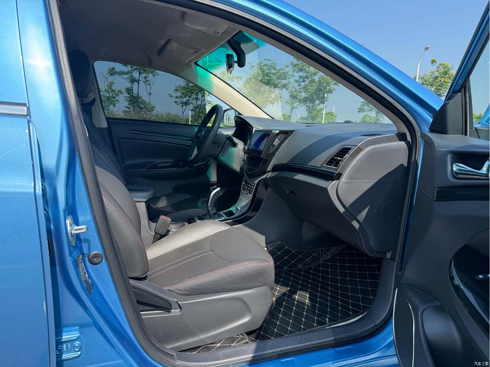 BYD E5, 2022 13