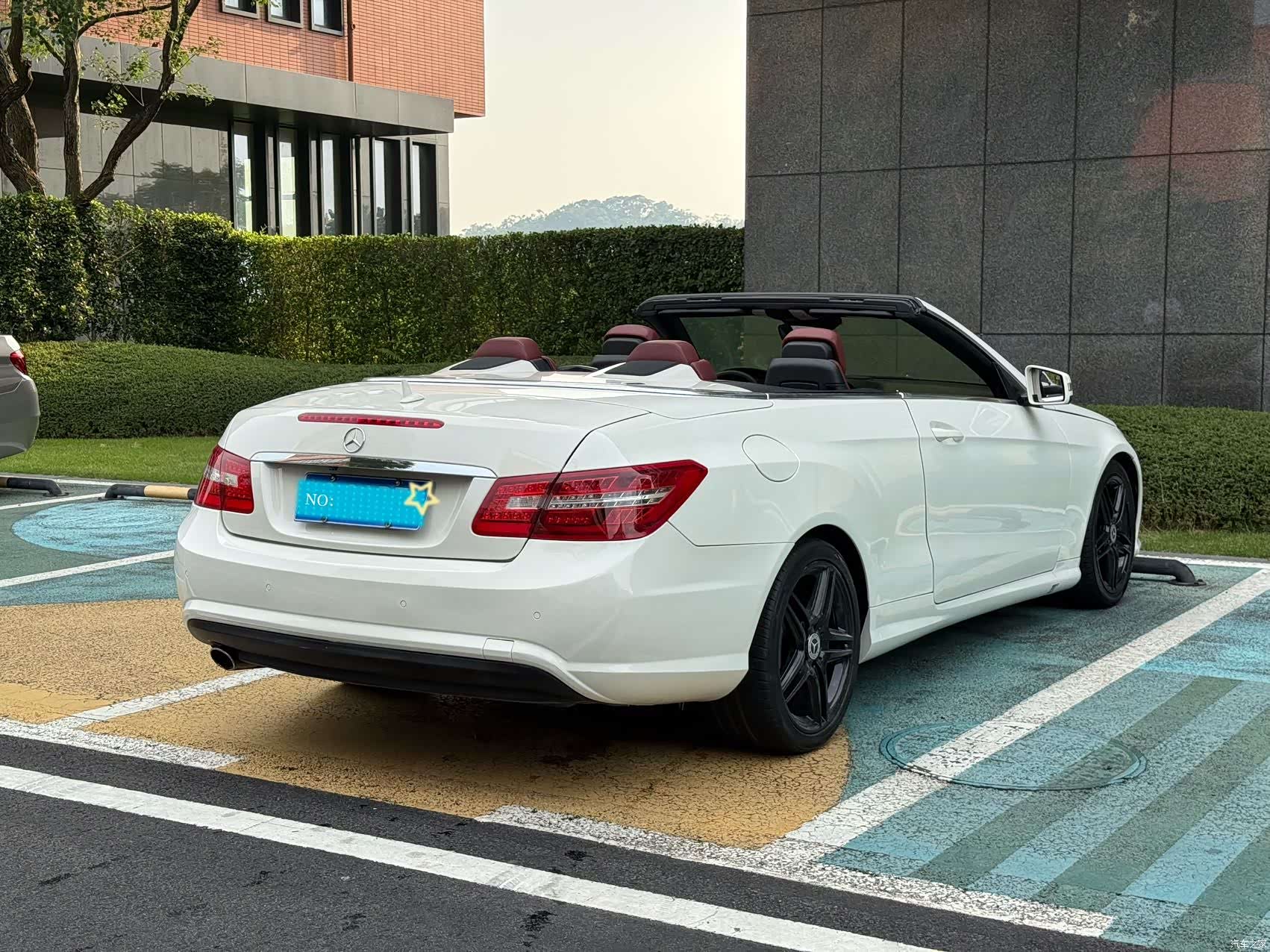 Mercedes-Benz E-Class, 2012 11
