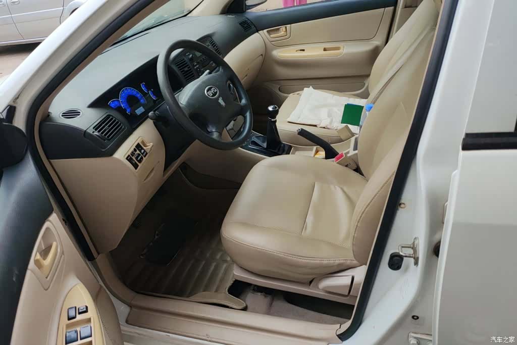 BYD F3, 2014 9
