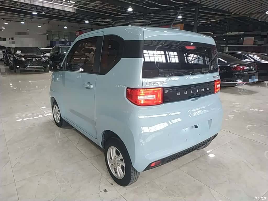 Wuling MINIEV, 2020 все фото