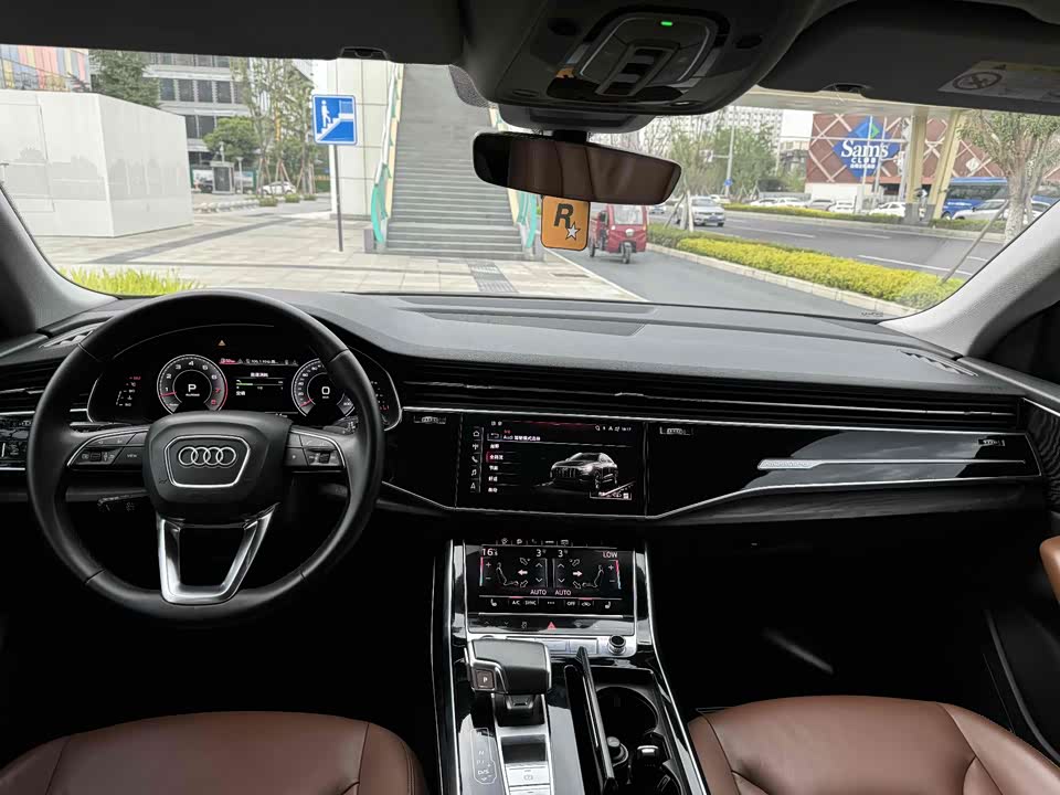 Audi Q8 Audi Q8