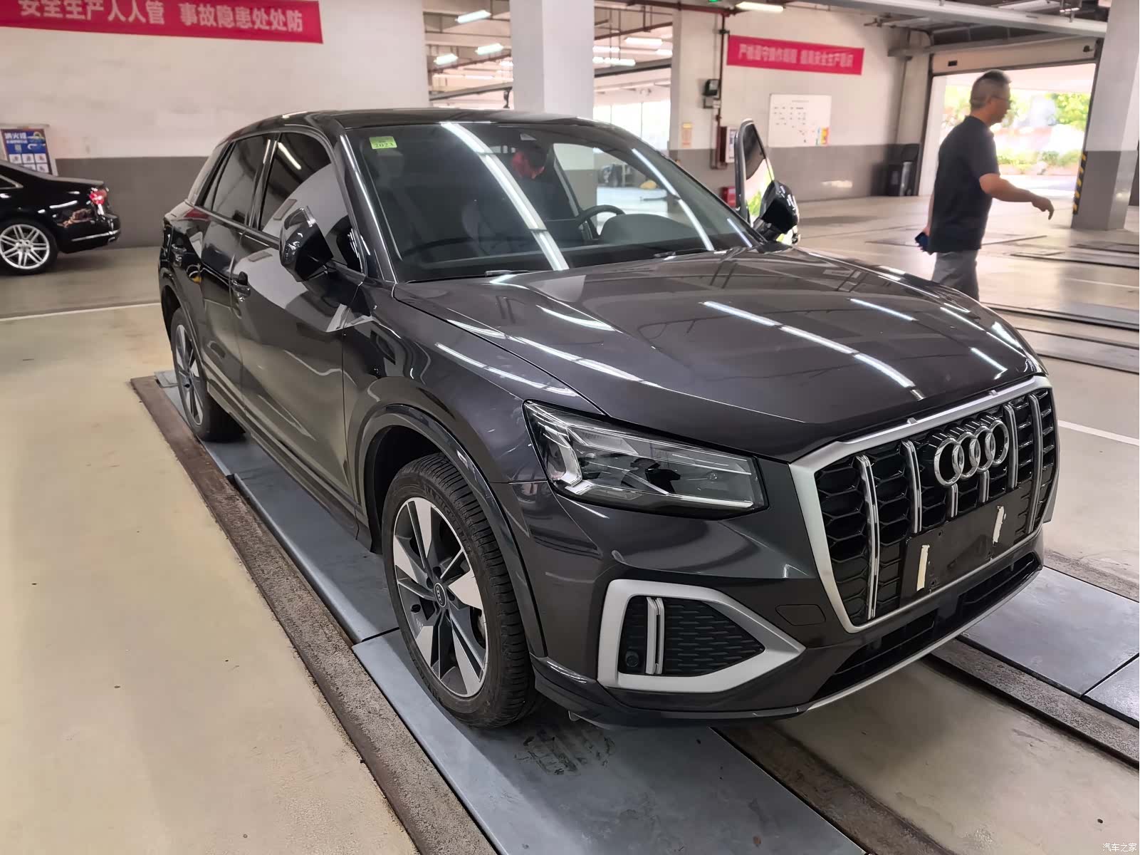 Audi Q2L, 2021 3
