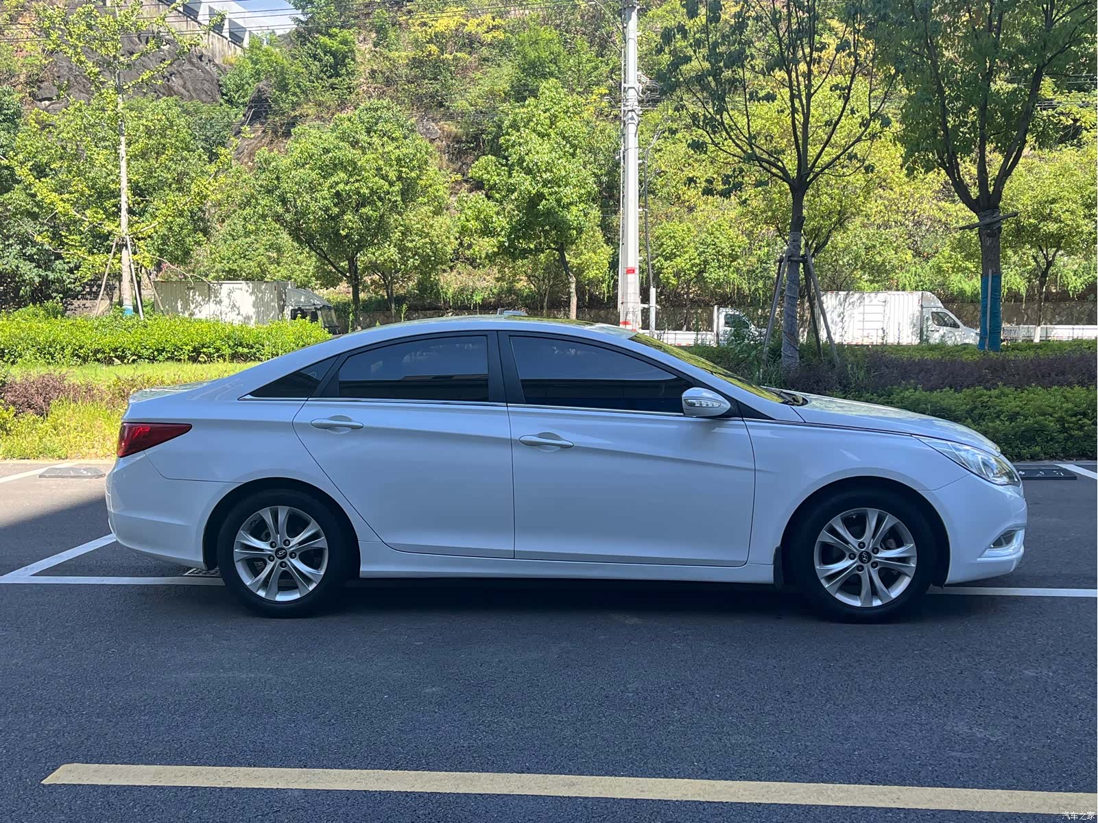 Hyundai Sonata, 2012 6