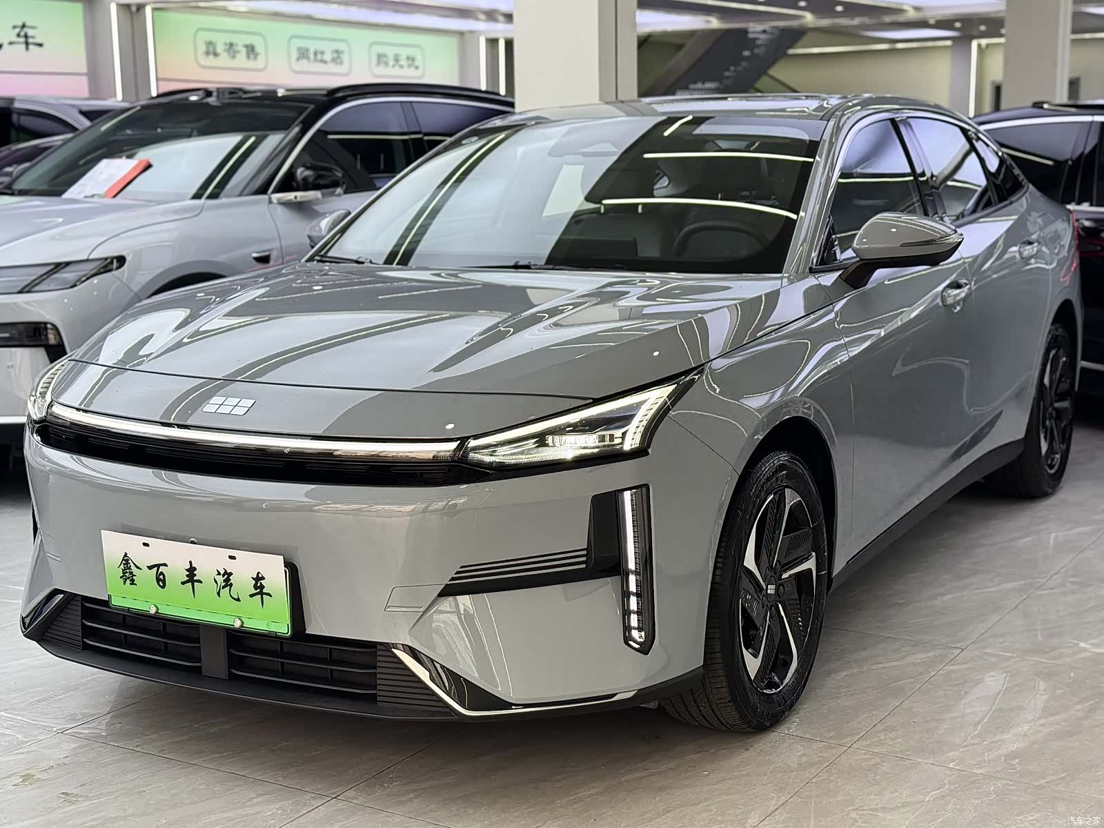 Geely Galaxy L6, 2025 1