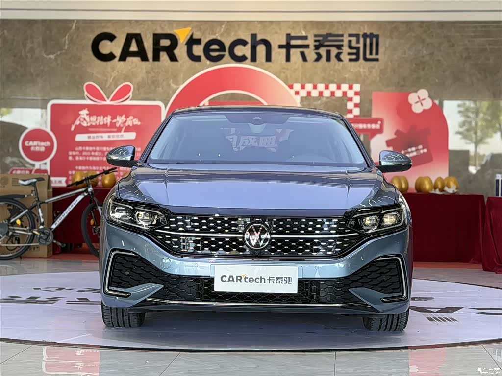 Volkswagen Passat, 2021 3