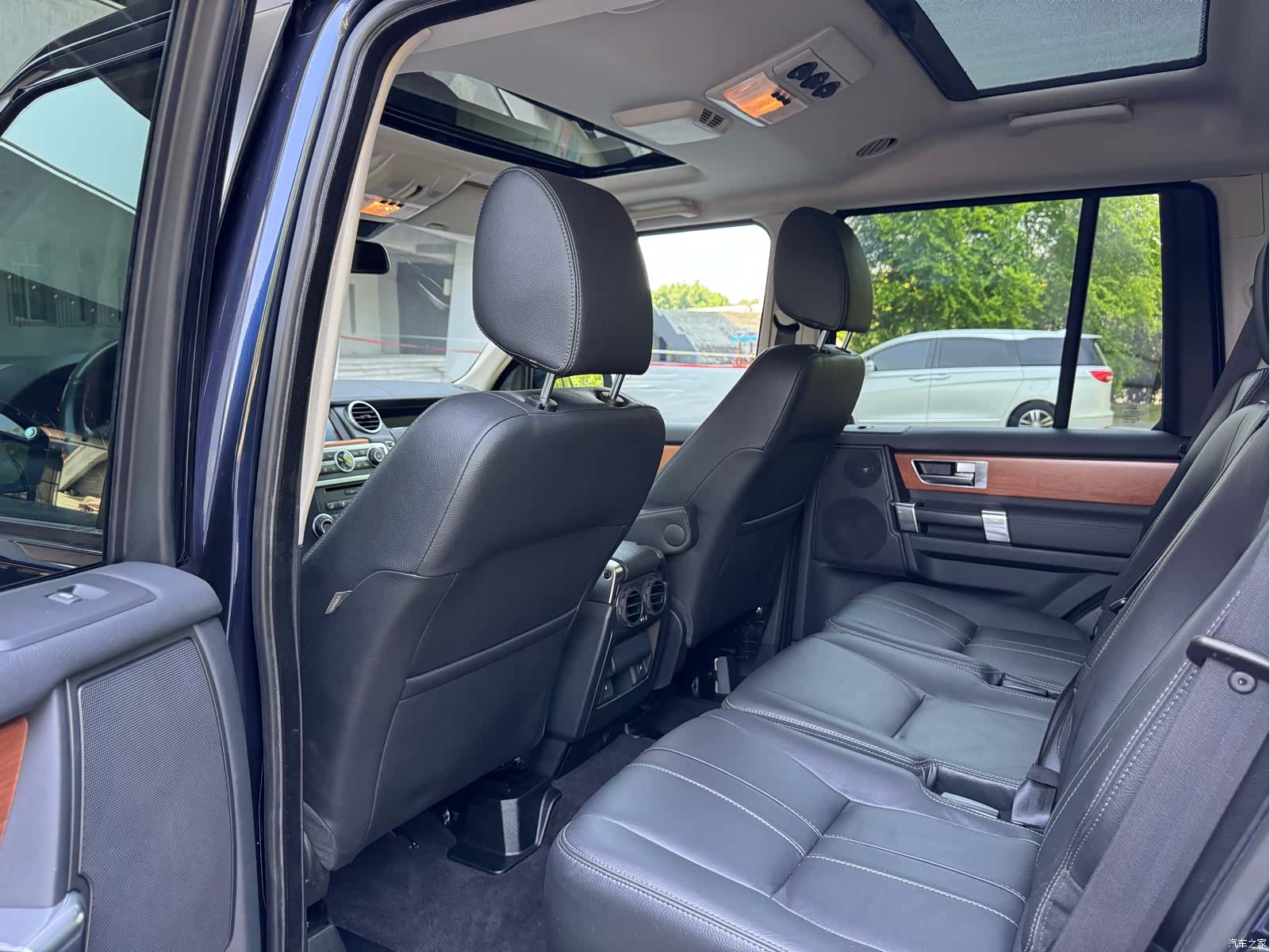 Land Rover Discovery, 2015 7