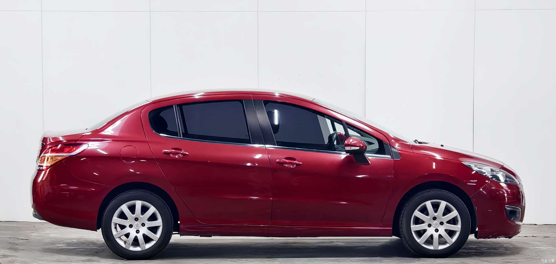 Peugeot 308, 2012 8