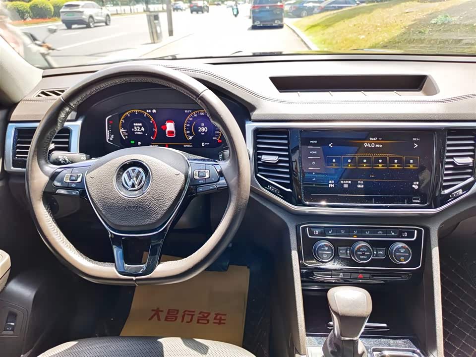 Volkswagen Tourang