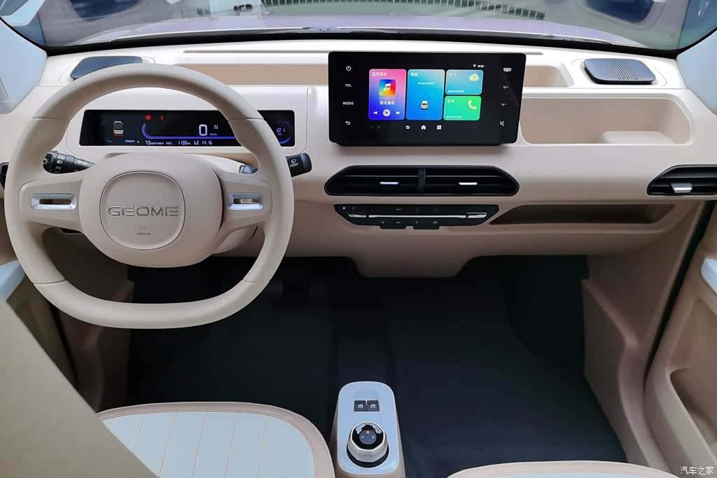 Geely Panda, 2023 12