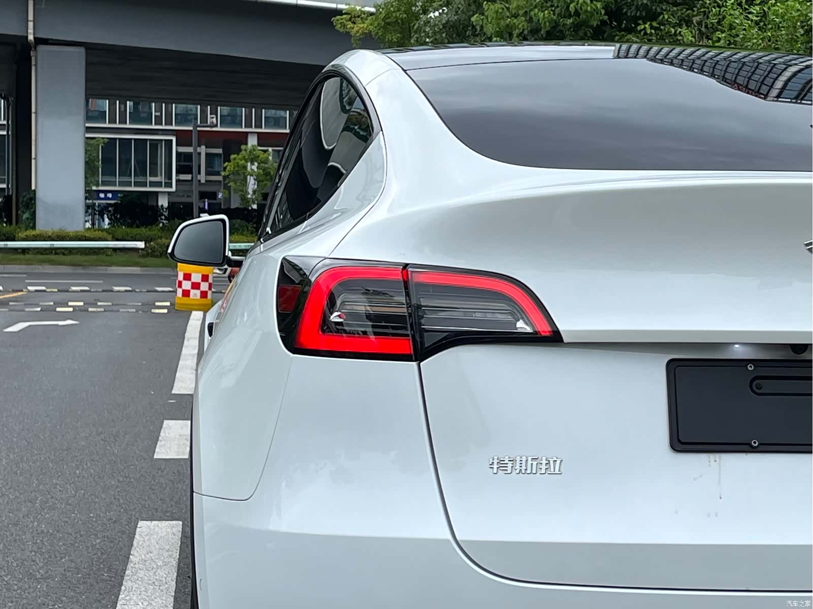 Tesla Model Y, 2023 6