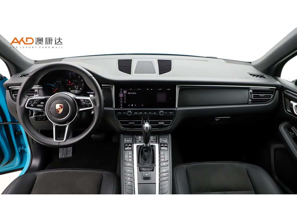 Porsche Macan, 2020 все фото
