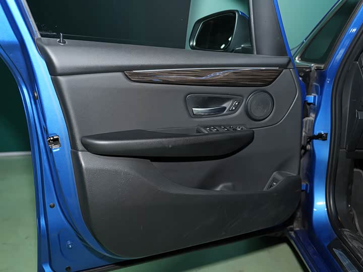 BMW 2 Series, 2018 года фото 12