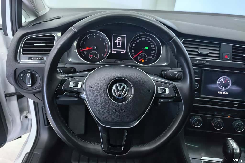 Volkswagen Golf, 2018 15